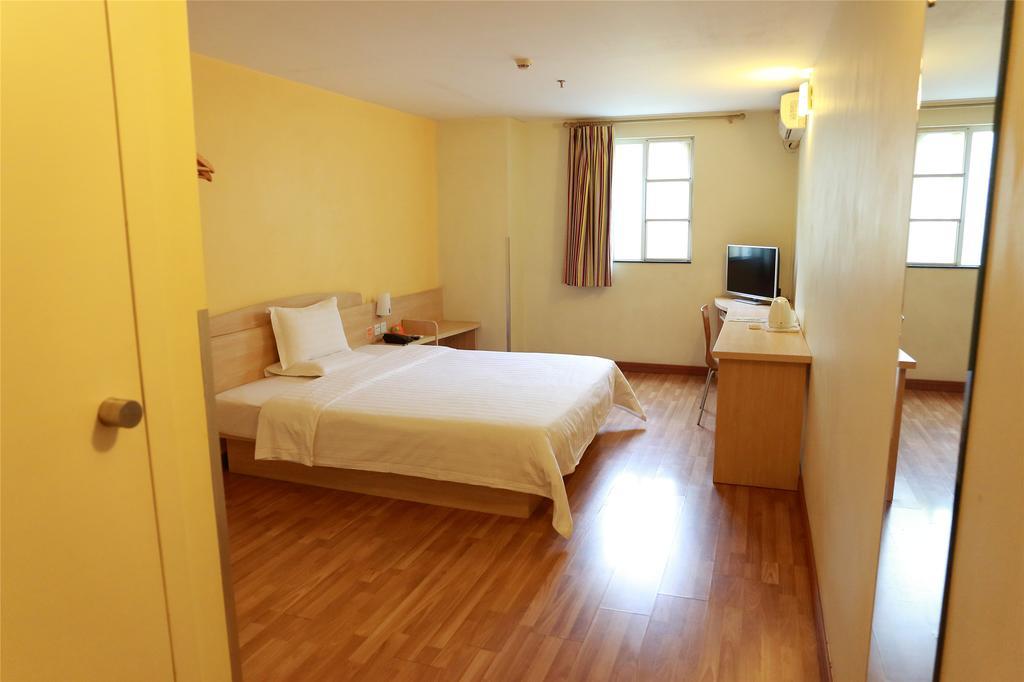 7Days Inn Shanghai Caobao Road Metro Station المظهر الخارجي الصورة